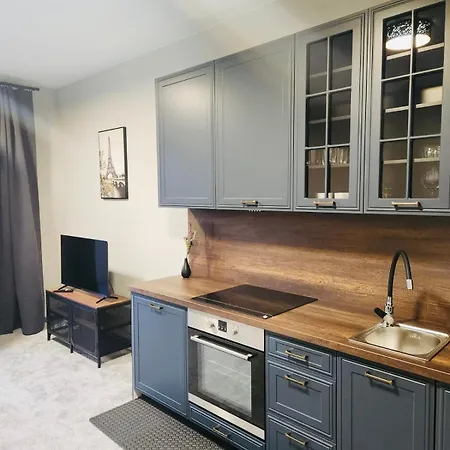 Prestige Pomorska 45a Łódź